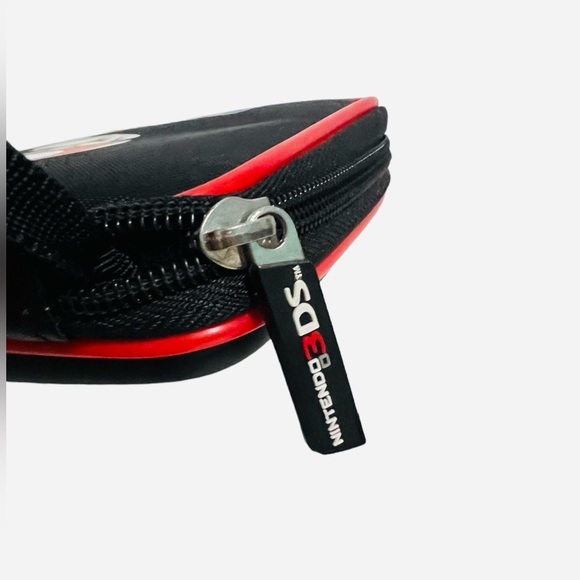 Super Mario Official Nintendo 3DS Carrying Case Travel Bag - Picture 5 of 9